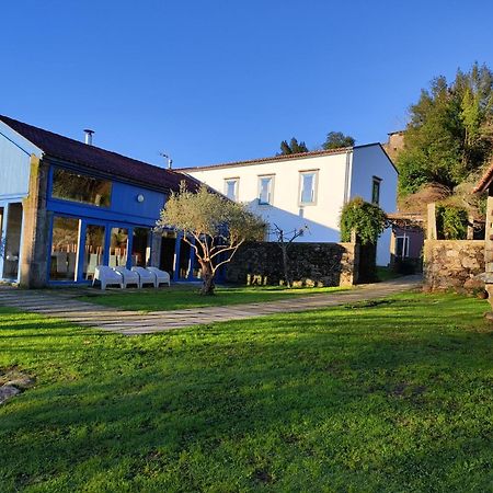 Гостевой дом A Ribeira Do Tambre Тройтосенде Экстерьер фото
